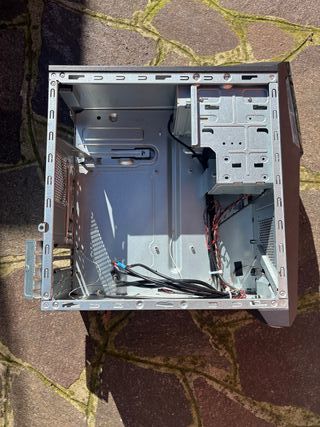 Case PC ASUS G11CB con lettore DVD