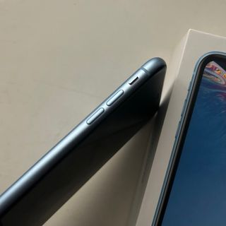 iPhone XR Azul