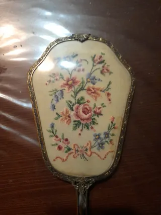 Espejo de mano antiguo floral