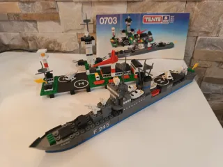 Tente 0703 - Fragata lanzamisiles y base naval