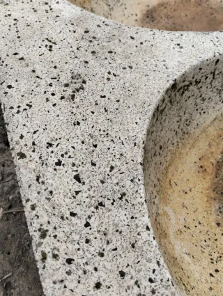 Fregadero de piedra antiguo doble