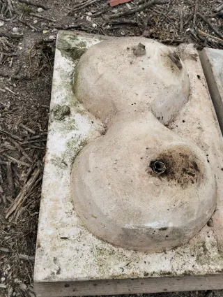 Fregadero de piedra antiguo doble