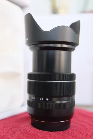 Objetivo Fujifilm XF 18-55mm f/2.8-4