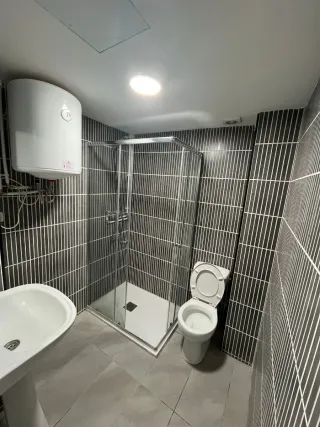 Alquilo piso zona badalona montigala