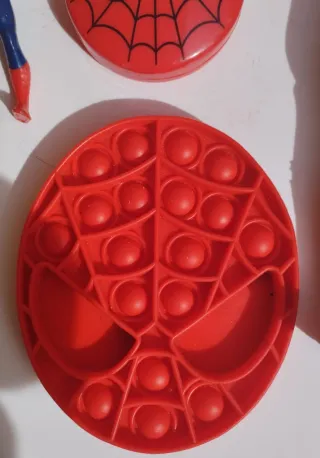 Lote Figuras Spiderman y Pop