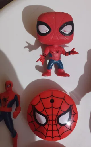 Lote Figuras Spiderman y Pop