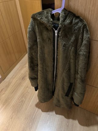 Abrigo Bimba y Lola marron de pelo talla M