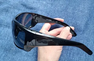 Gafas de sol Arnette negras polarizadas