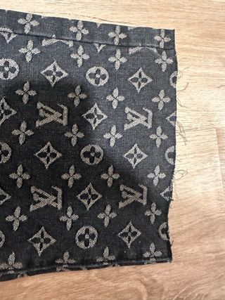 Pantaloni Louis Vuitton Monogram effetto scolorito