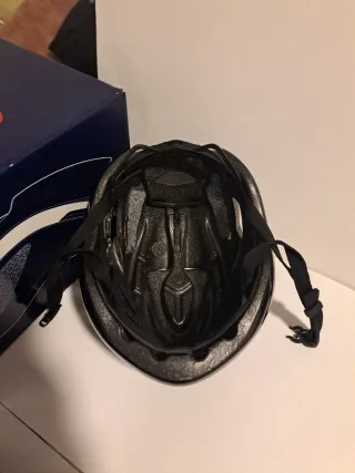 Casco de bicicleta negro Abus