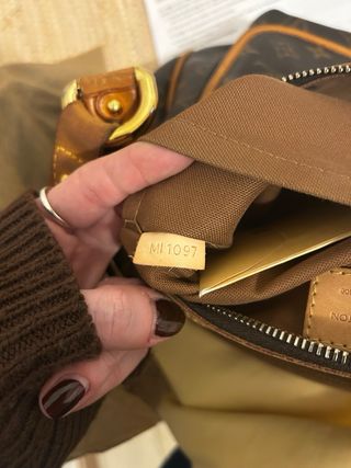 Borsa Louis Vuitton Boétie originale