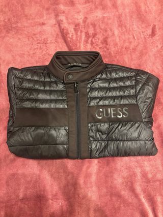 Chaqueta Guess Negra