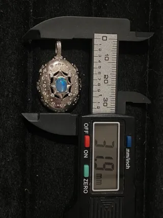 Colgante de ópalo natural