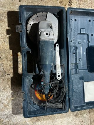 Radial Bosch GWS 22-230 JH poco uso