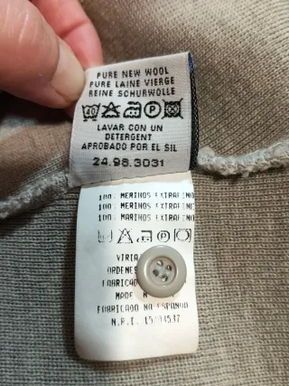 Abrigo de pura lana virgen gris