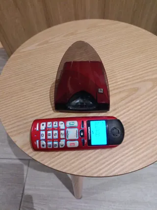 Teléfono Inalámbrico Grundig Rojo