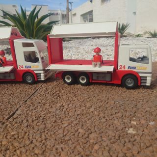 Pack 2 Camiones Euro Trans Playmobil 9370