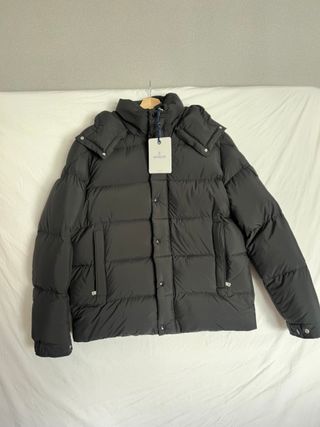 Plumífero Moncler Maya Negro con Capucha