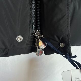 Plumífero Moncler Maya Negro con Capucha