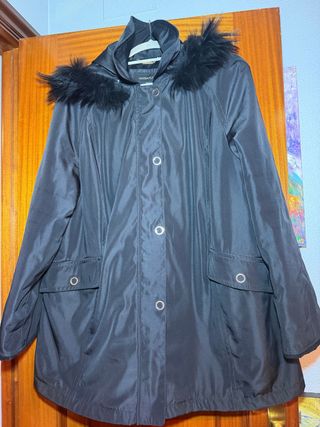 Parka Antea Plus Negra con Capucha