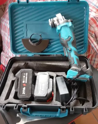 Amoladora 2baterias maletín