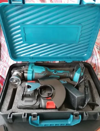 Amoladora 2baterias maletín