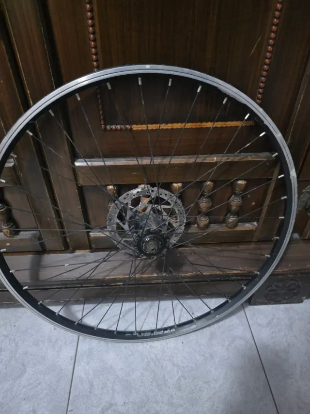 Rueda 26 Disco y V-Brake