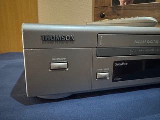 Videograbadora VHS Thomson