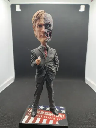 Figuras Batman y Harvey Dent Cabezonas