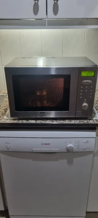 Microondas Sanyo PowerGrill Inoxidable