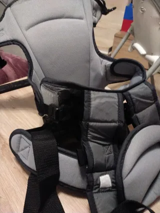 Mochila porta bebé gris