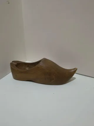 Zoccolo antico posacenere