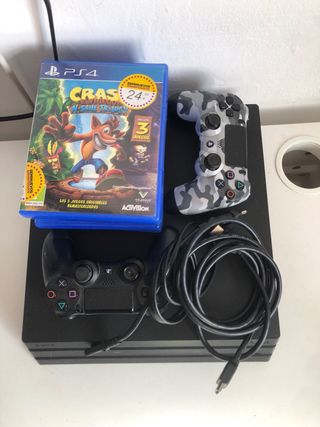 PS4 Pro + 2 Mandos + 7 Juegos