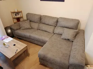 Sofá chaise longue gris tela anti manchas