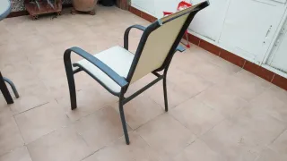 Mesa y 4 Sillas para Exterior