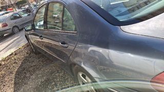 Mercedes-Benz Clase E 2003