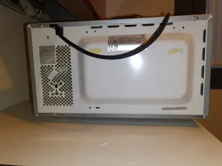 Microondas Severin MW 9713 17L- AVERIADO