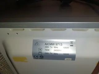 Microondas Severin MW 9713 17L- AVERIADO