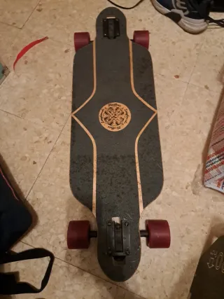 Longboard Raven 33 84cm