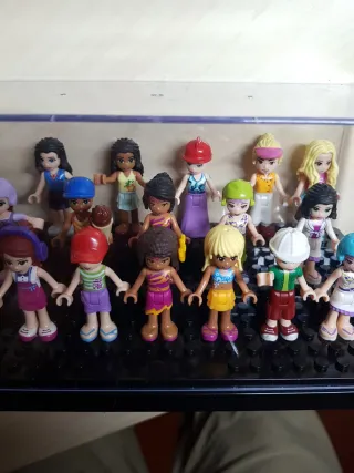 Colección LEGO Friends con Vitrina incluida