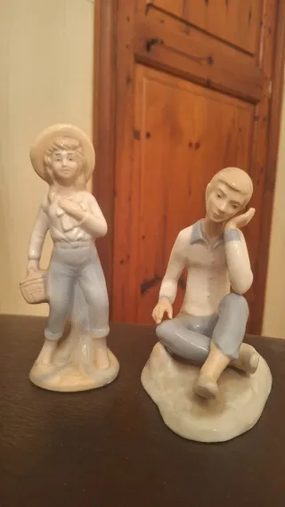 Figuras porcelana niño y niña