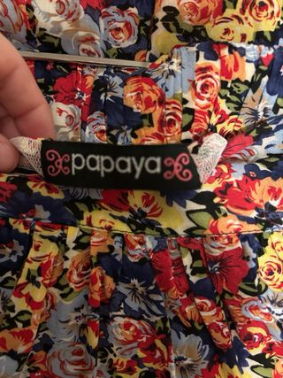 Falda corta estampada flores