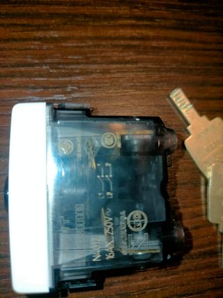 BTicino N4012 interruttore a chiave