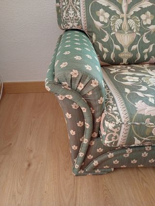 Sofá de 2 plazas estilo antiguo