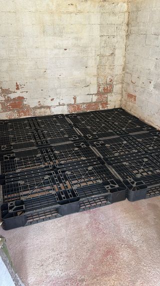 Palets Plástico 110×110×12cm