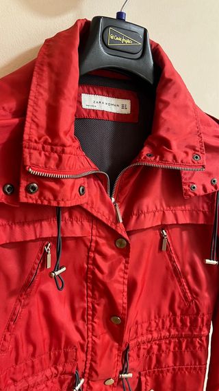 Parka Zara Roja
