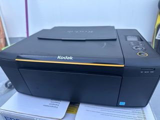 Impresora Kodak Negra y Amarilla