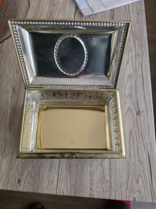 Joyero Cofre Metálico Vintage