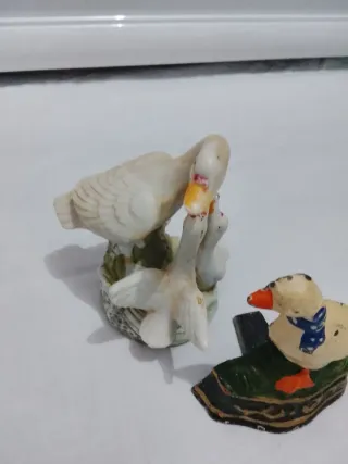 Figuras de patos de cerámica