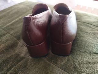 Zapatos de piel marrones talla 38